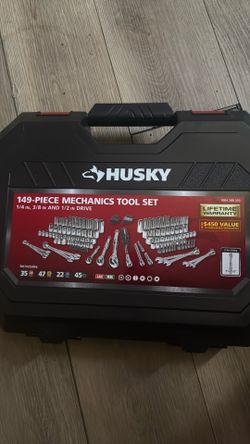 HUSKY 149 Piece Mechanic Tool Set