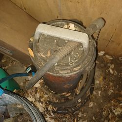 Black Hawk hydraulic pump.