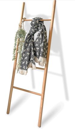 Wooden Blanket Ladder