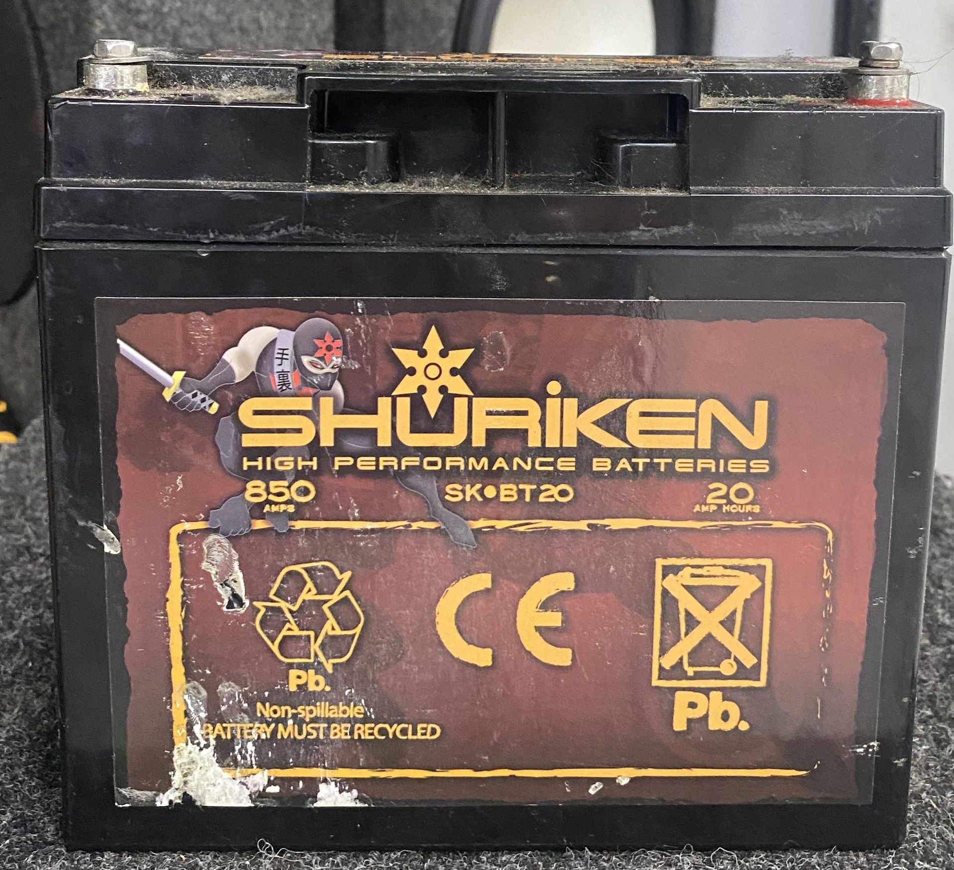 850 amps high performance car audio battery