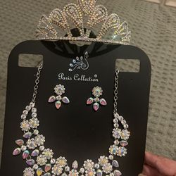 Tiara Plus Necklace And Earrings 
