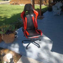 Vitesse Gaming Chair