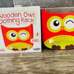 Wooden Owl Clothing Rack 2 Pegs 30lbs Nursery Room Animal Theme Decoration