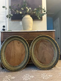 Vintage Oval Picture Frames