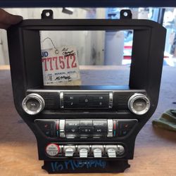 2016 Ford Mustang 2015-2016 Ford Mustang Radio AC Heater Climate control