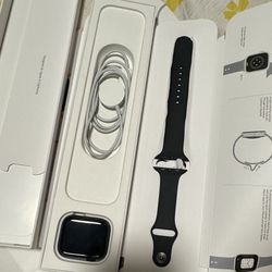 SE Apple Watch 