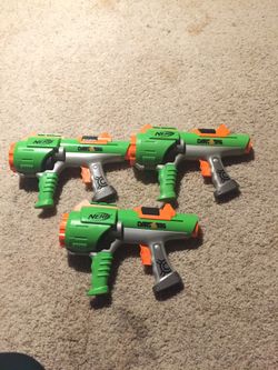 3 Nerf guns