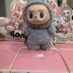 Authentic Labubu Exciting Macaron (Blind box)