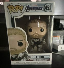 Funko Pop! Marvel Avengers Thor Bobble-Head Vinyl Figure #452