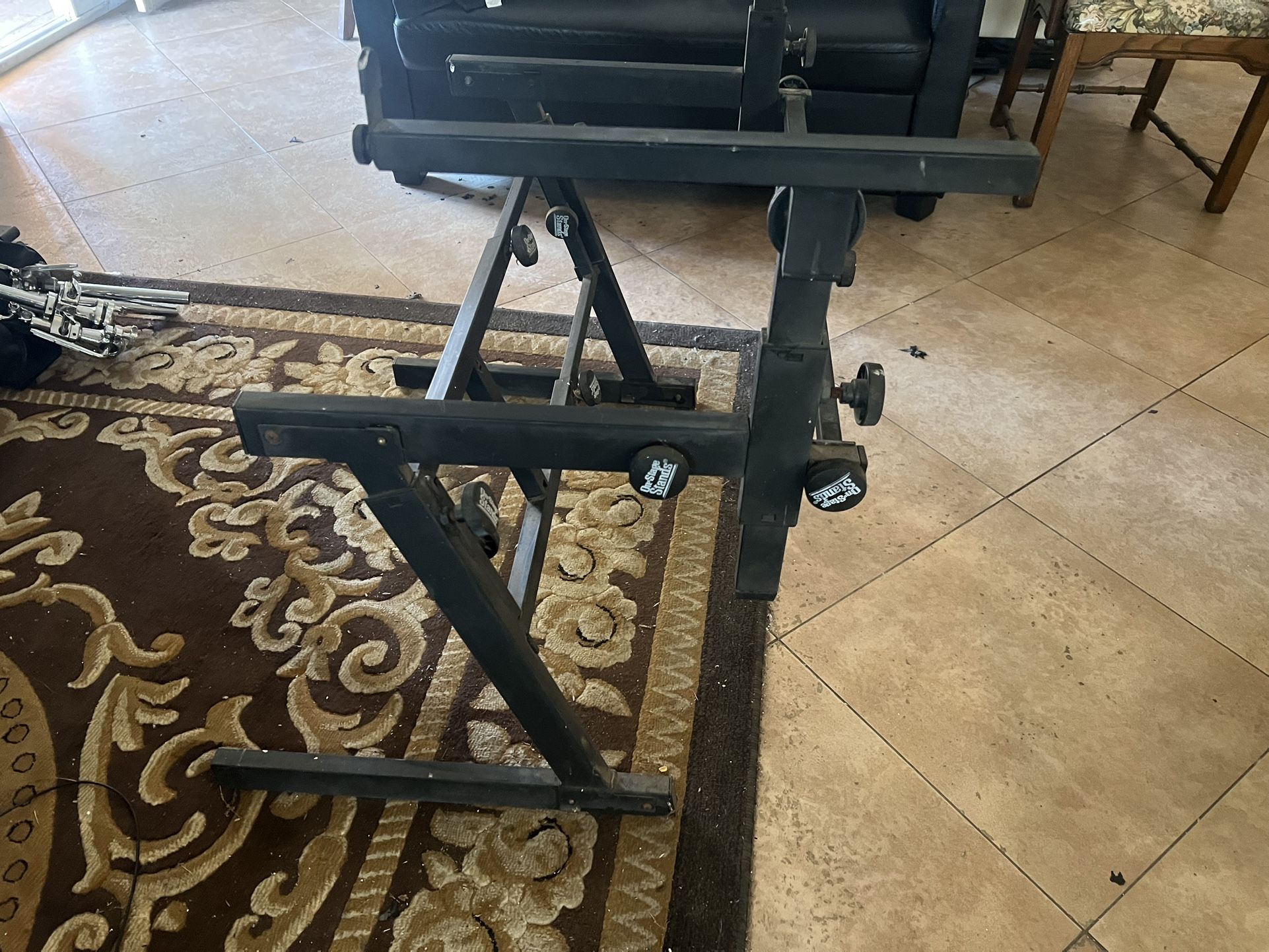 Keyboard stand