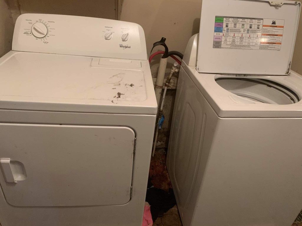 Washer And Dryer For 300 Or  150. Each 