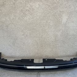 2024 - 2026 HYUNDAI KONA LED DRL DAYTIME RUNNING FRONT CENTER LIGHT OEM 92209-BE