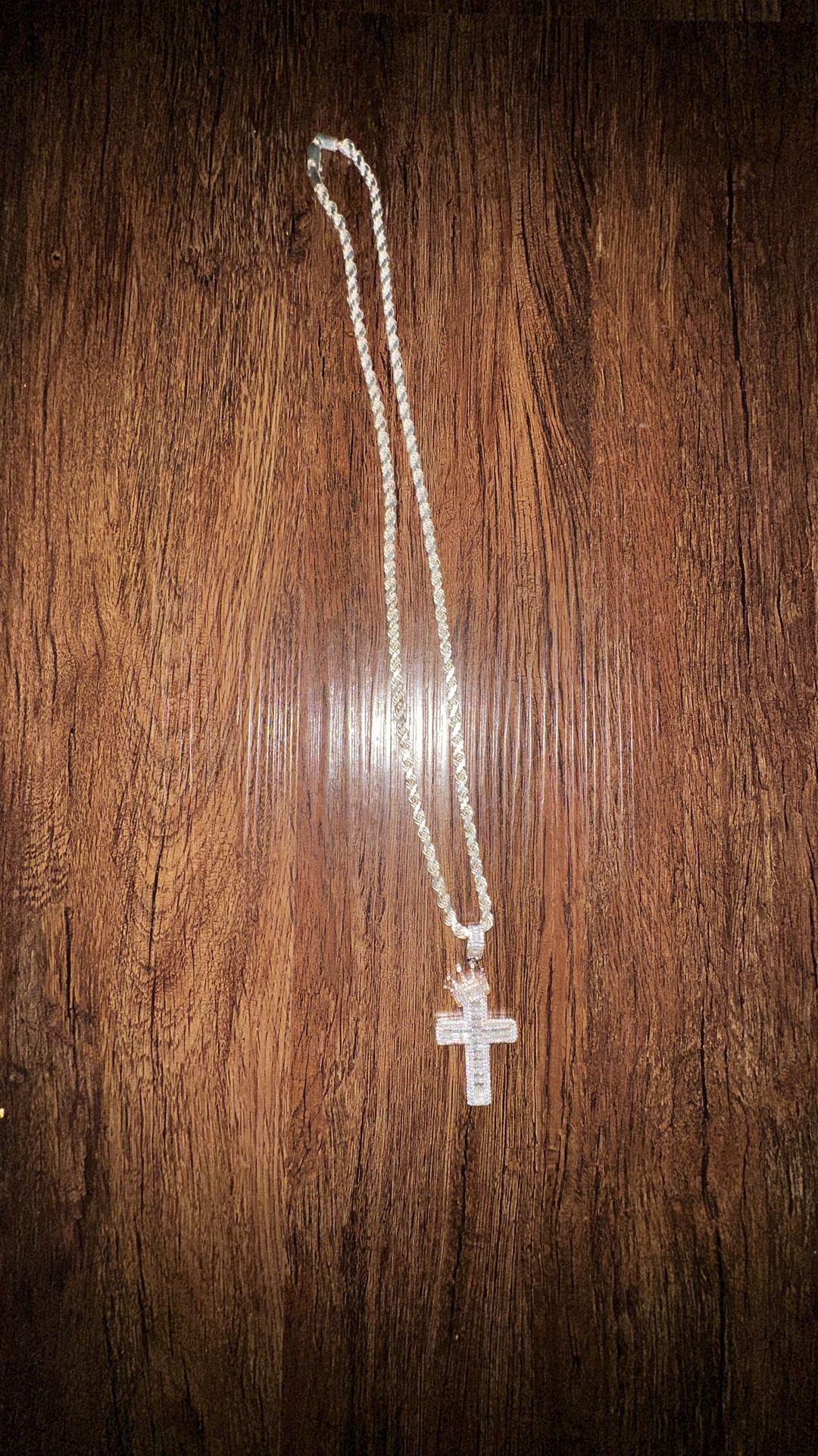 925S & VVS MOISSANITE necklace with cross