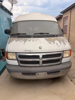 Dodge Ram Van High Roof