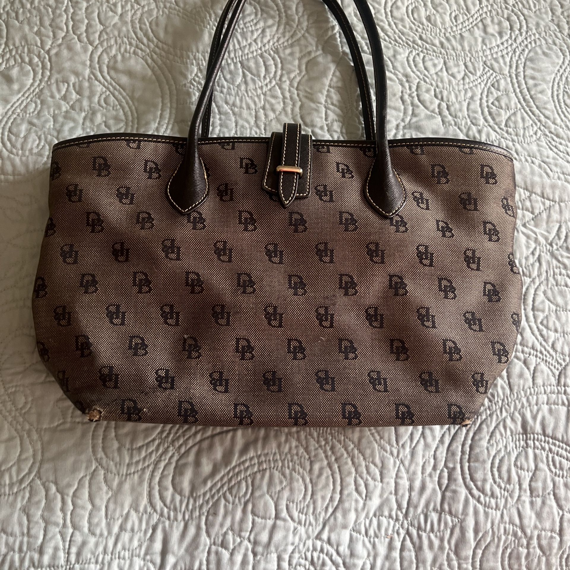 Authentic Dooney & Bourke Purse