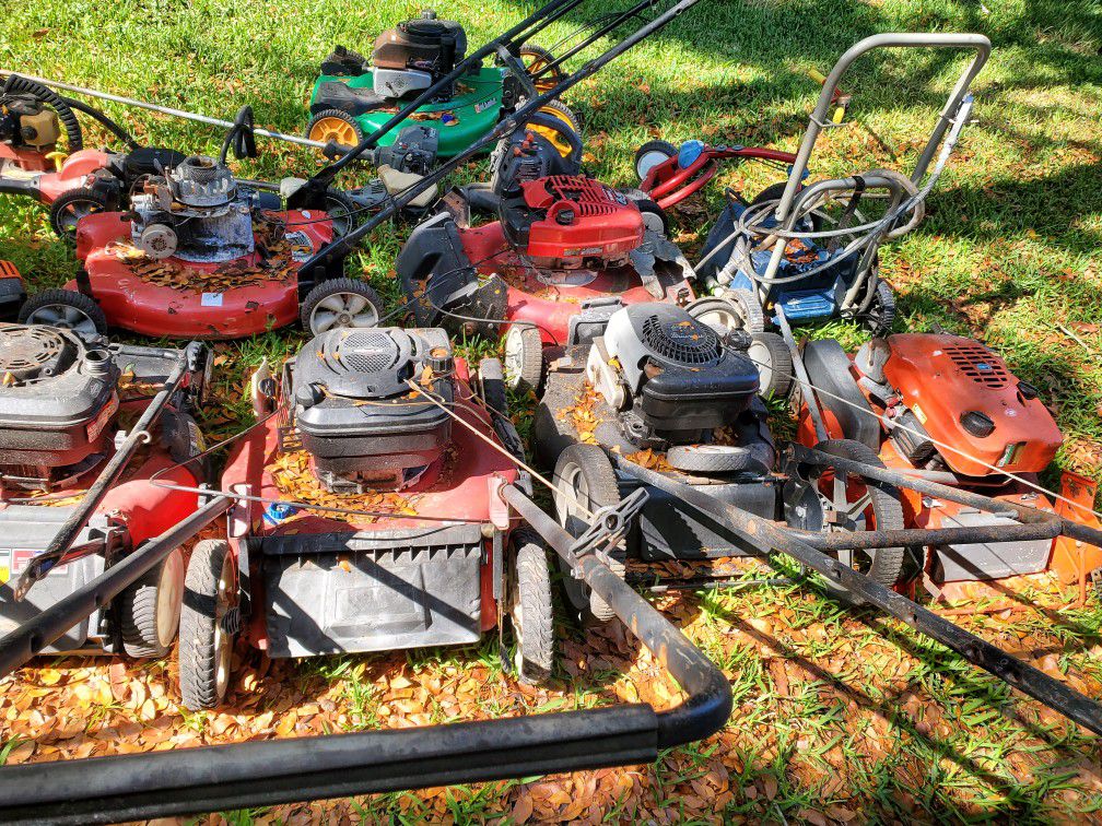 Lot Of Lawnmowers & Other Yard Tools