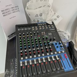 YAMAHA MG12XU BRAND NEW PROFESSIONAL MIXER 