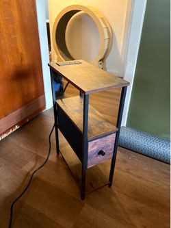 Matching nightstands.