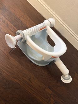 Baby safe seater for bath