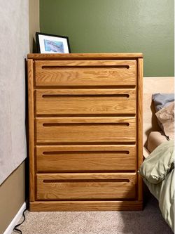 Matching Dresser & Nightstand
