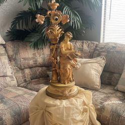 Antique  Francaise Paris.  Table Lamp