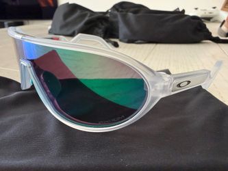 Oakley sunglasses CMDN