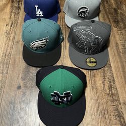 New  Era Fitted hats Size 7 3/8