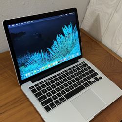 Apple MacBook Pro 13” Retina I5/8GB/256GB SSD $180