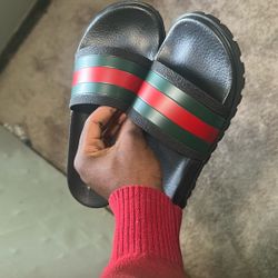 Gucci slides Size 11