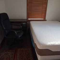 Room set Mattress Desk Chair And Night Table 