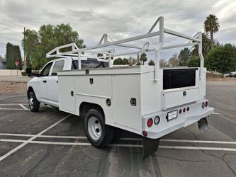 2016 RAM 3500 Chassis