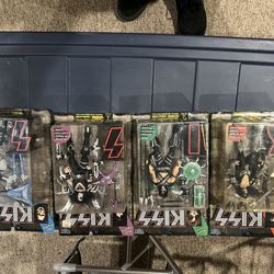 1997 McFarland Kiss Figures
