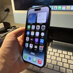Apple iPhone 14 Pro 128GB Unlocked to any carrier! 90 day warranty! We offer financing!