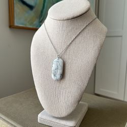 Howlite Pendant Necklace ( firm on price )