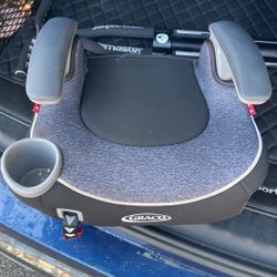 Graco backless booster car seat