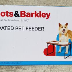 Elevated Pet Feeder (2 Bowl)