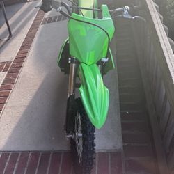 2022 Kawasaki 85 Cc Dirt bike 