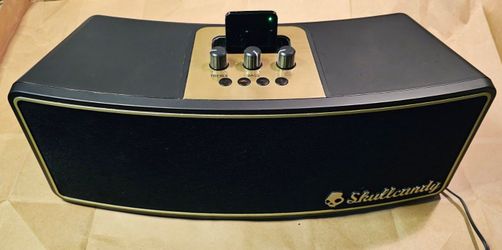 Skullcandy Vandal Bluetooth iPod Speaker Vintage Model S7LACZ-04