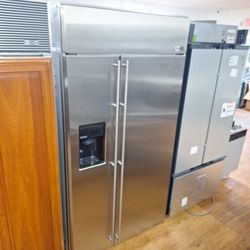 Ge Monogram Built In Refrigerator And Freezer 42" Inch Side By Side 