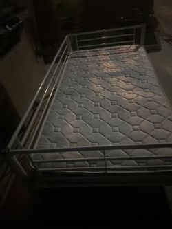 cama twin incluye colchón