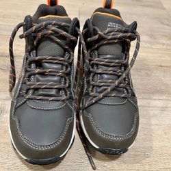 Shoe