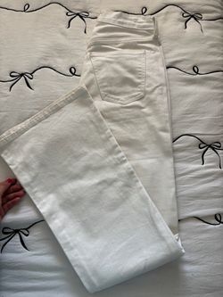 White Bootcut -Leg Jeans