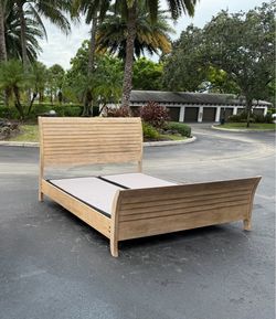 Bed Frame King Size with Box Spring Like New By Indonésio Furniture