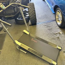 Sunny Manual Treadmill + Pull Up Bar