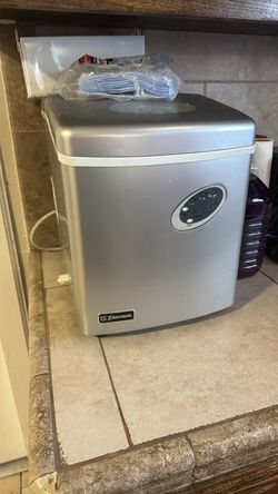 Ice maker