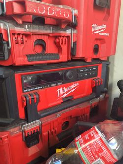 Milwaukee M18 Packout Radio Charger