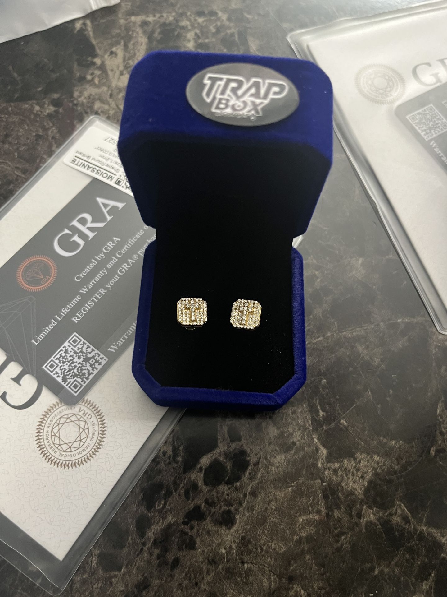 GRA Certificate 925 Sterling Silver Gold VVS Moissanite Creative Stud Earring