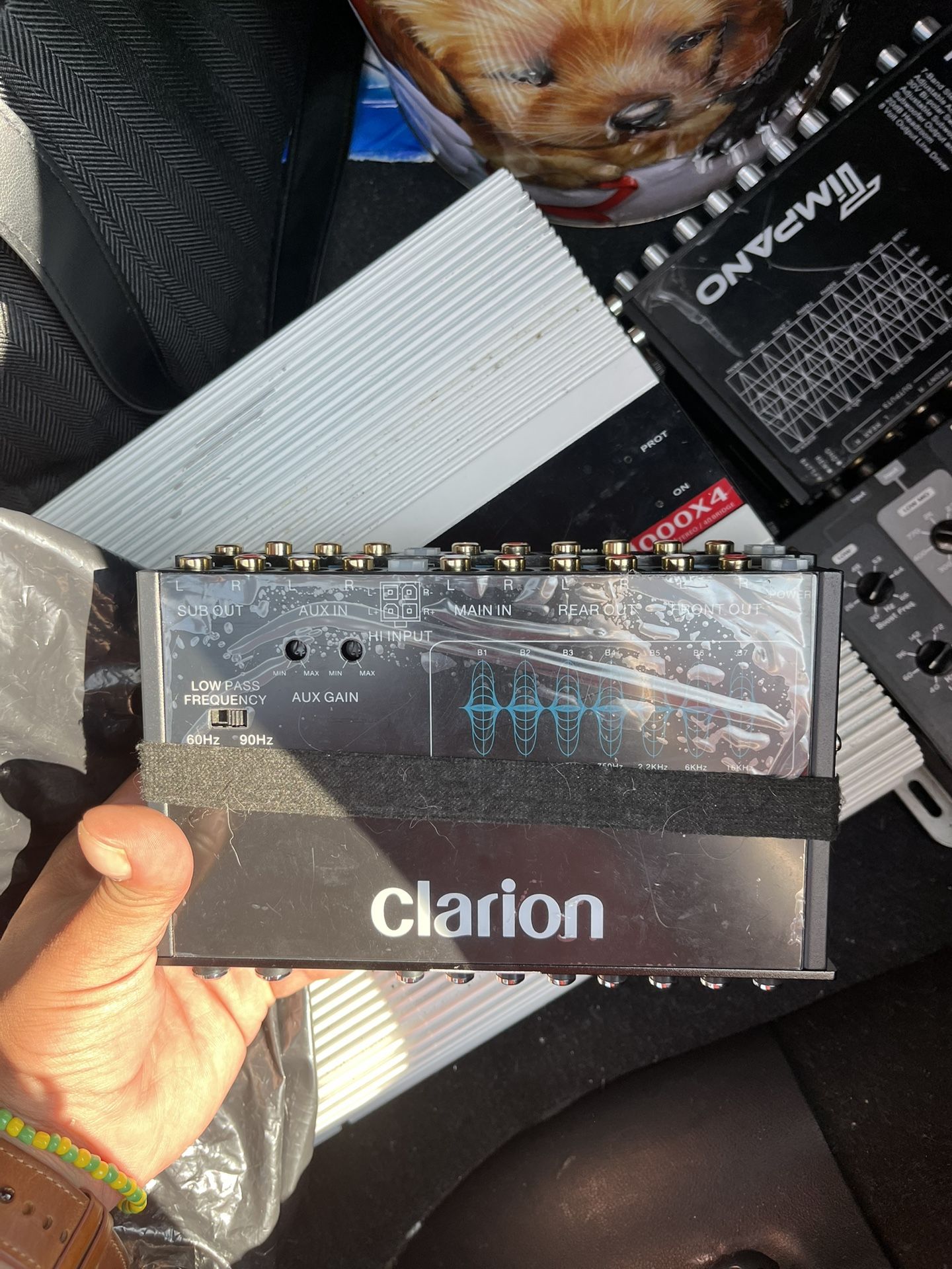 Clarion Equalizer Aux