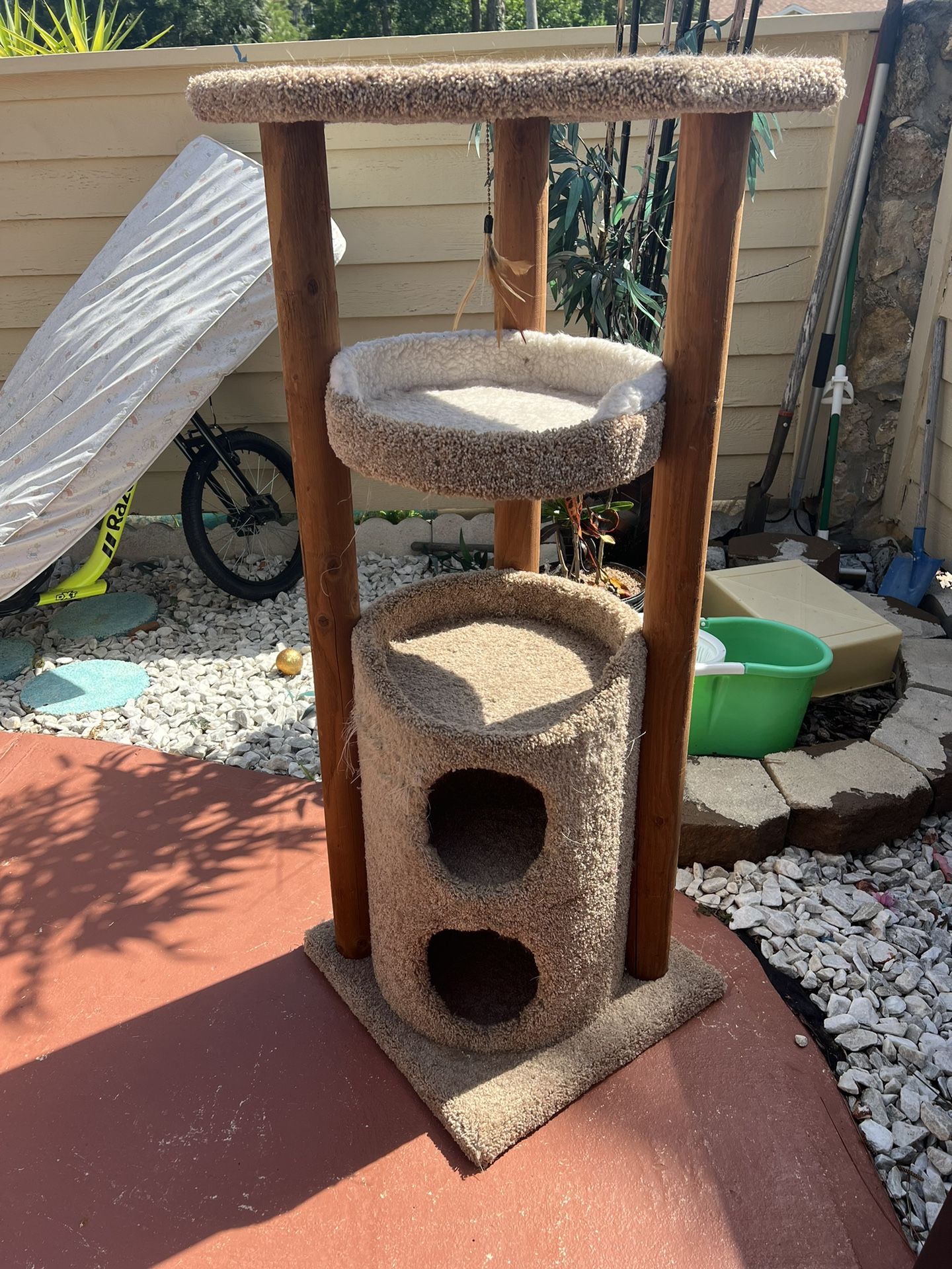 Cat Trees Solid Scratch Good