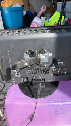 Toshiba 22” tv